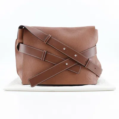 Pre-owned Loewe Messenger Brown Leather Shoulder Bag ()