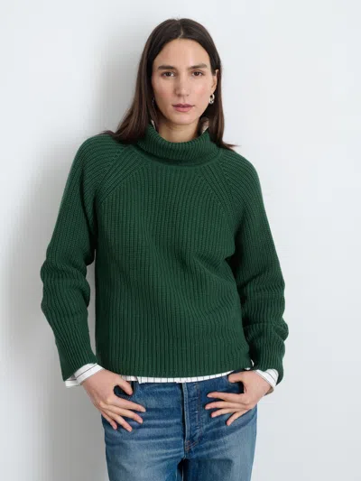 Alex Mill Chelsea Turtleneck In Cotton Cashmere In Hunter Green