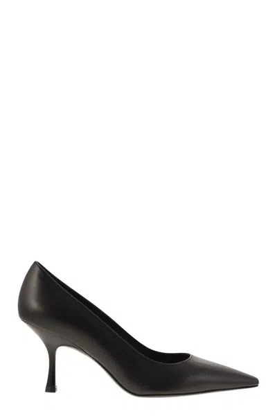 Stuart Weitzman Naomi Pointed-toe Pumps In Black