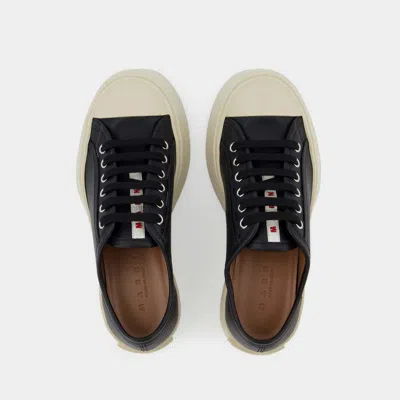 Shop Marni Laced Up Pablo In Black