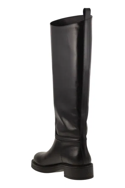 Stuart Weitzman Celia Riding Boot Knee-high In Black
