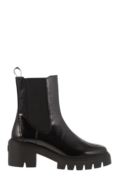 Stuart Weitzman Soho Chelsea - Leather Ankle Boot With Midsole In Black