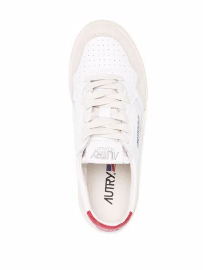 Autry Medialist Low Leather Sneakers In White