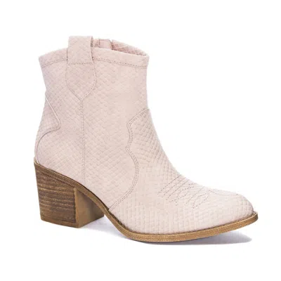 Dirty Laundry Girlie Unite Western Bootie In White