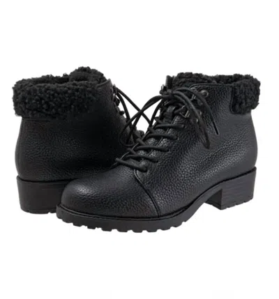 Trotters Women's Becky 2.0 Boot - Ww Width In Black Tumbled In Black