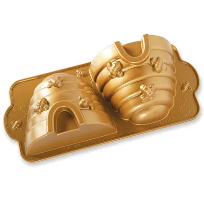 Nordic Ware Beehive Cake Pan