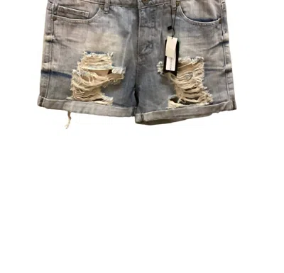 It's Me Women's Boyfriend Short In Acid Wash In Grey