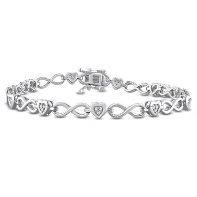 Mimi & Max 1/6ct Tdw Heart-shaped Diamond Infinity Link Statement Bracelet In Sterling Silver - 7.25 In In Silver