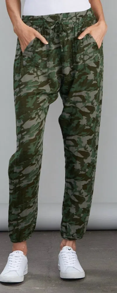 Sundays Korda Jogger In Camo In Green
