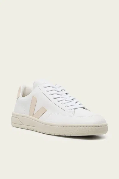 Veja V-12 Sneakers Beige