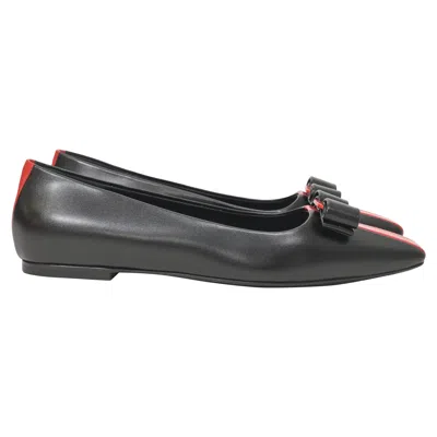 Ferragamo Vara Bow Ballet Flats In Black Leather In Black
