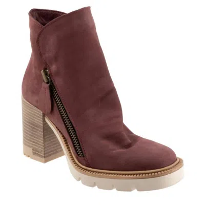Bueno Elliott Block Heel Bootie In Beige