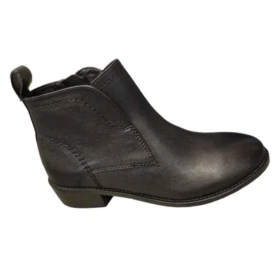 Salvia Women's Nico Leather Ankle Boot In Black In Grey