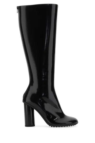 Bottega Veneta Black Leather Atomic Boots In Black