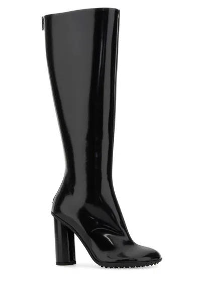 Bottega Veneta Black Leather Atomic Boots In Black
