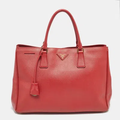 Prada Red Saffiano Lux Leather Large Galleria Tote.. In Pink