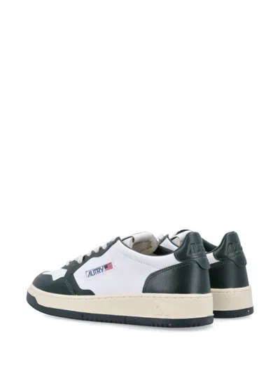 Autry Medalist Sneakers In White/black Leather In Leat/leat Wht/mountain