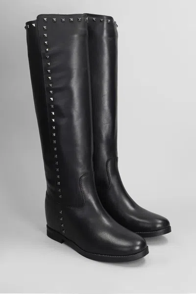 Julie Dee Boots With Studs In Black