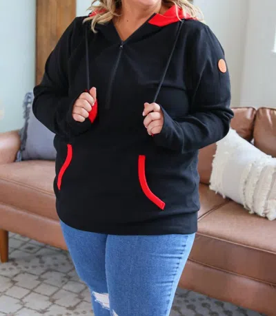 Michelle Mae Avery Accent Half Zip Hoodie In Black/red In Black