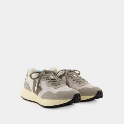 Veja Paulistana Alveomesh Sneakers In Grey