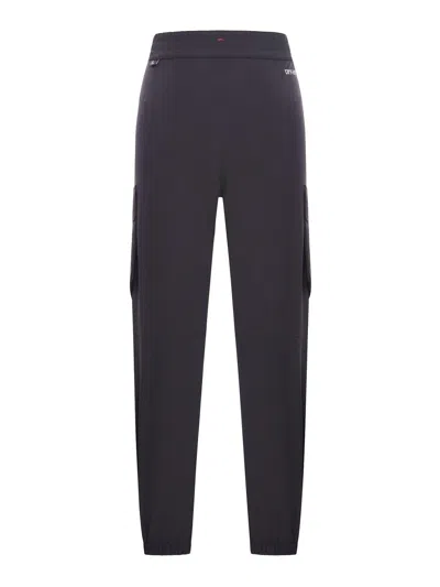 Moncler Pants In Technical Fabric In Negro