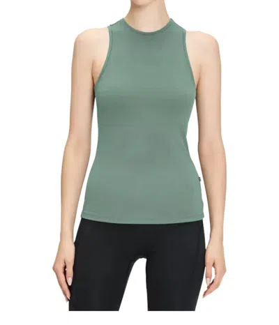 On Running Movement Tank Top In Ivy In Multi