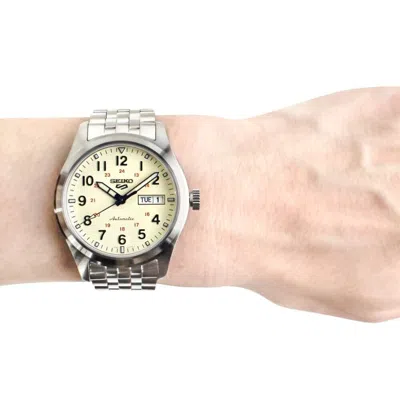 Pre-owned Seiko 5 Srpk41k1 Limited Edition With Replacement Belt
