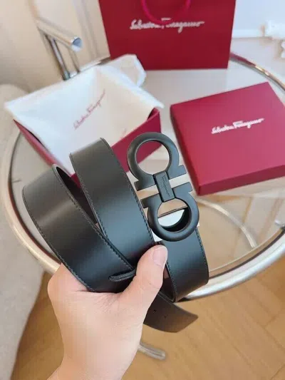 Pre-owned Ferragamo Salvatore  Reversible Black And Brown Belt Black Buckle Size 105/42