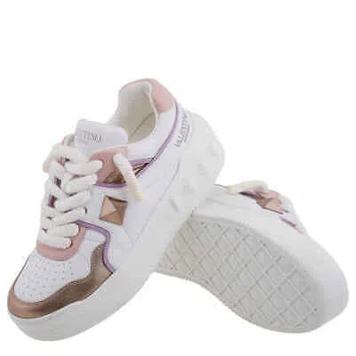 Pre-owned Valentino Garavani One Stud Leather Low-top Sneakers In Pink