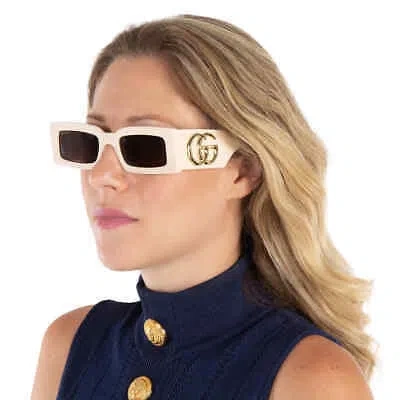 Pre-owned Gucci Brown Rectangular Ladies Sunglasses Gg1425s 004 53 Gg1425s 004 53