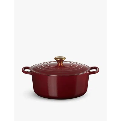 Le Creuset Garnet Signature Round Cast-iron Casserole Dish 28cm In Garnet