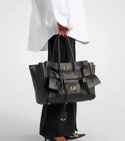 Balenciaga Women Black Leather Medium Carry All Bel Air Shopping Bag In Black