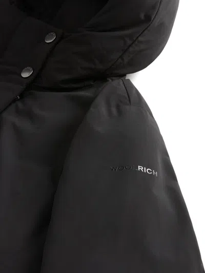 Woolrich Logo-print Puffer Jacket In Black