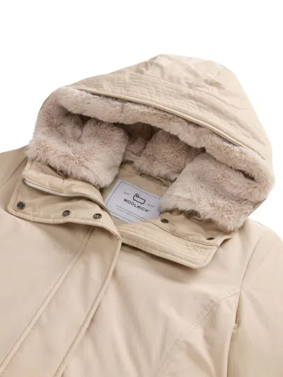 Shop Woolrich Boulder Parka In Neutrals