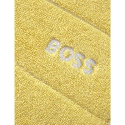 Hugo Boss Limelight Plain Logo-embroidered Egyptian Cotton Bath Mat 50cm X 70cm In Limelight