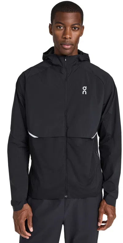 On Core Hooded Packable Running Jacket In Black