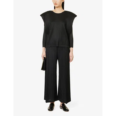 Issey Miyake Womens Black Round-neck Long-sleeve Knitted Top In Black