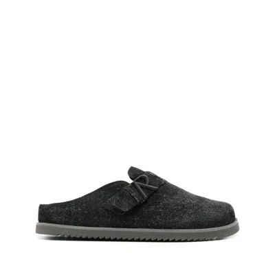 Represent Shoe