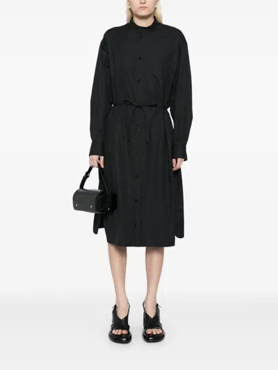 Shop Lemaire Drawstring Shirt Dress In Schwarz