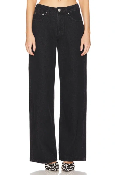 Superdown Heather Boyfriend Jean In Vintage Black