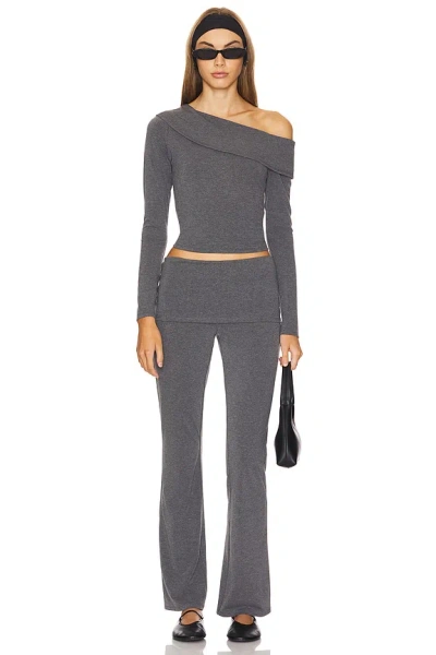 Superdown Oberteil Jordy Off Shoulder In Grey