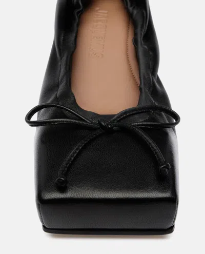 Jacquemus Flats In Black