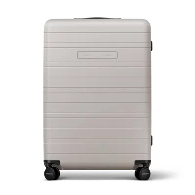 Horizn Studios | Check-in Luggage | H7 In Sand Grey