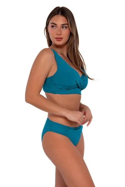 Sunsets Elsie Top In Avalon Teal