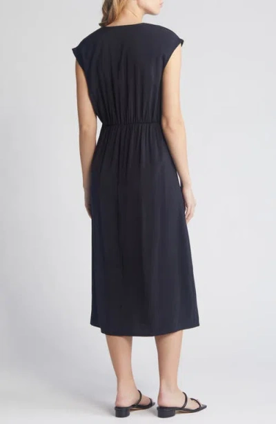 Julia Jordan Tie Waist Midi Dress In Black