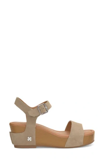 Lucky Brand Adario Ankle Strap Platform Wedge Sandal In Dune Oilsue