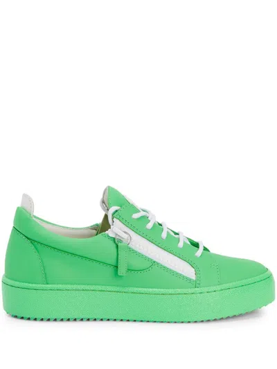 Giuseppe Zanotti Gail In 绿色