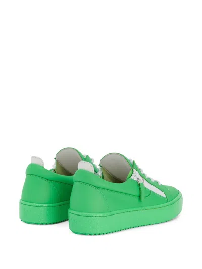 Giuseppe Zanotti Gail In 绿色