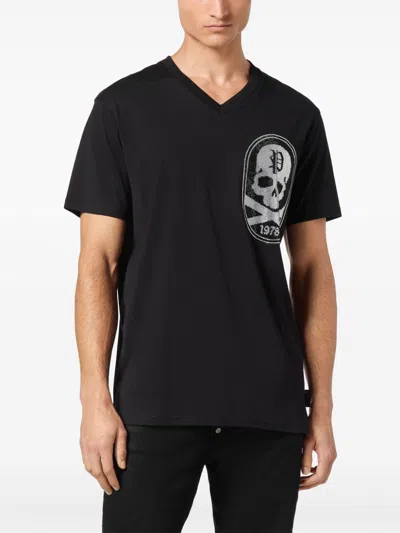 Shop Philipp Plein Skull&bones-patch Cotton T-shirt In 黑色