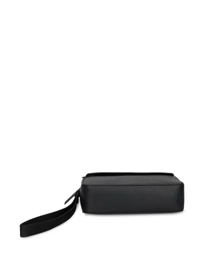 Shop Calvin Klein Logo-print Wash Bag In 黑色